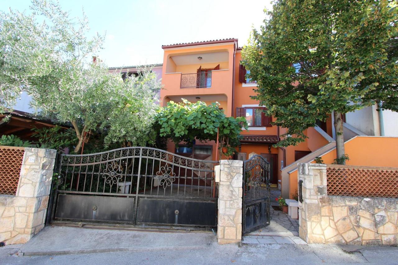 Apartments Grace Rovinj Bagian luar foto