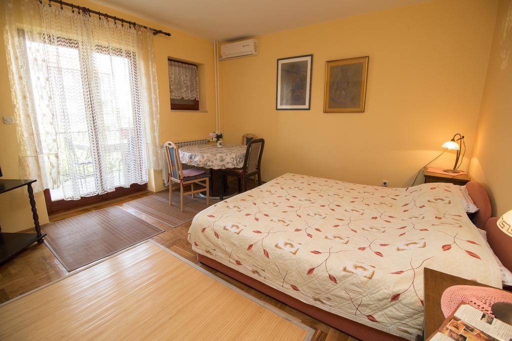Apartments Grace Rovinj Bagian luar foto